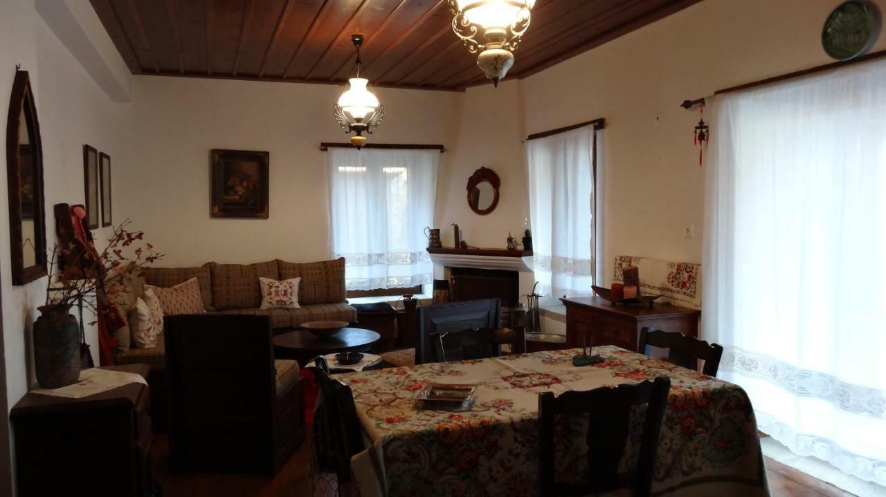 Filia House - Kalavryta Villa กลิตอเรีย ภายนอก รูปภาพ